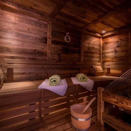 Chalet Circle Arlberg